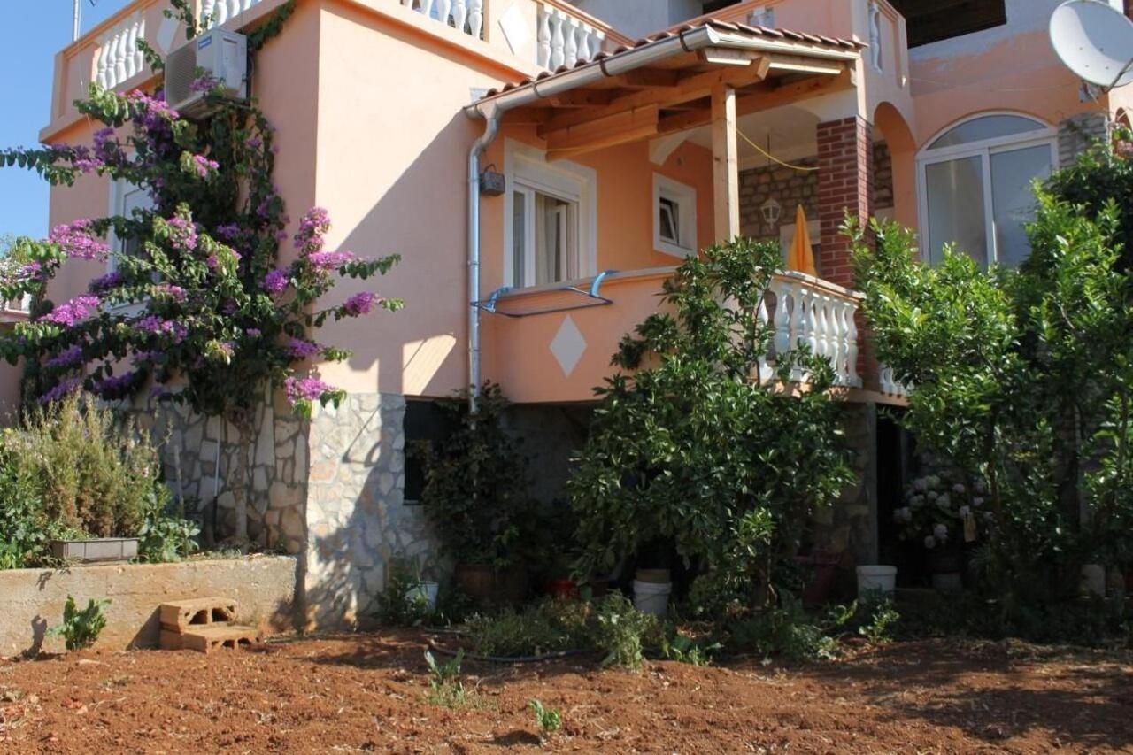 Apartment Ralje Sali Bagian luar foto